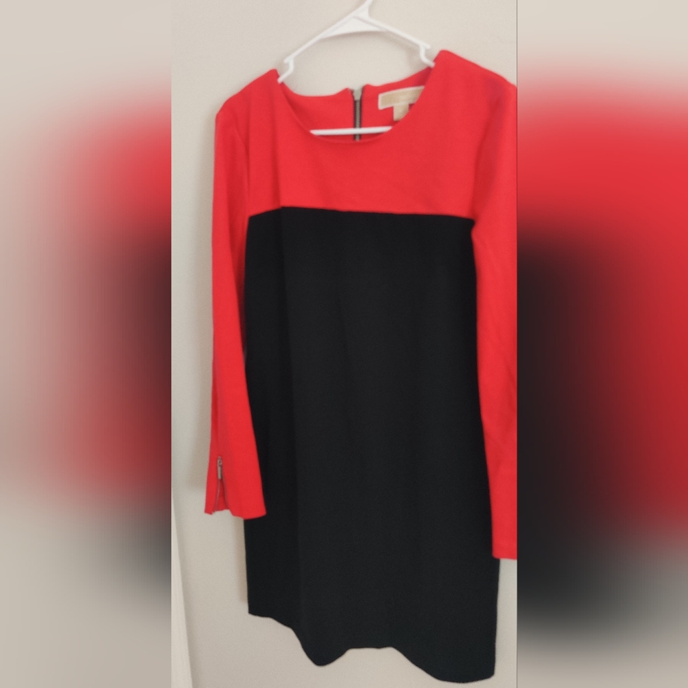MICHAEL KORS Red & Black Color Block Exposed Back Zipper Dress Sz 10